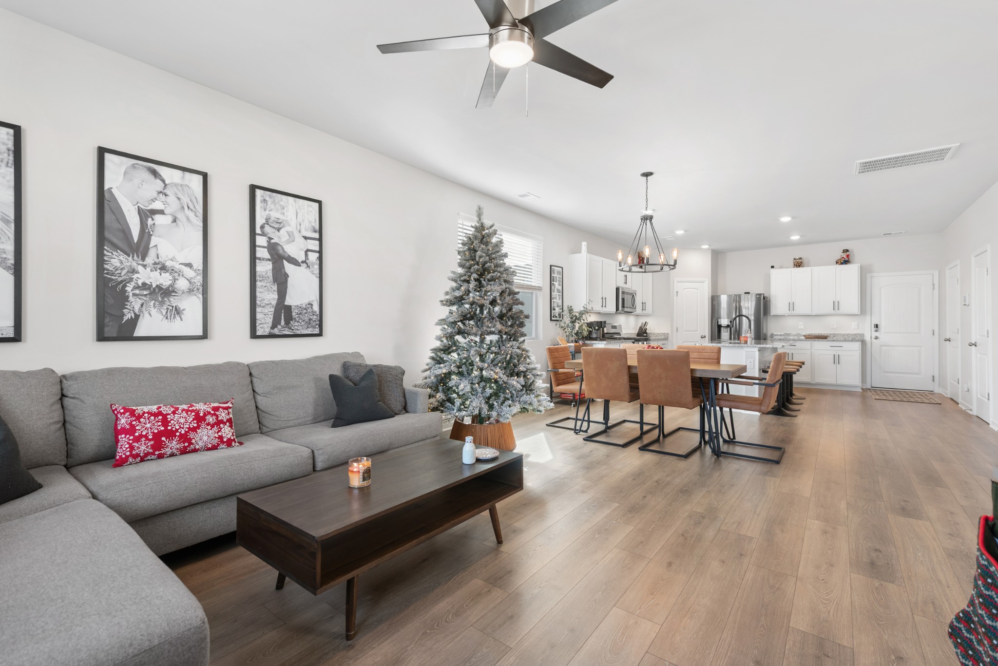 1406 Ashfield Place Lebanon, TN 37087 - Photo 7 of 23 a living room with furniture and kitchen view