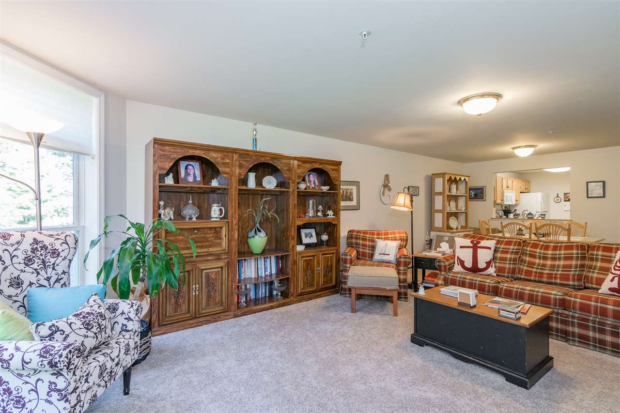 37 Claire Point Road Burlington, VT 05408 - Photo 4 of 28 Gallery Image 4