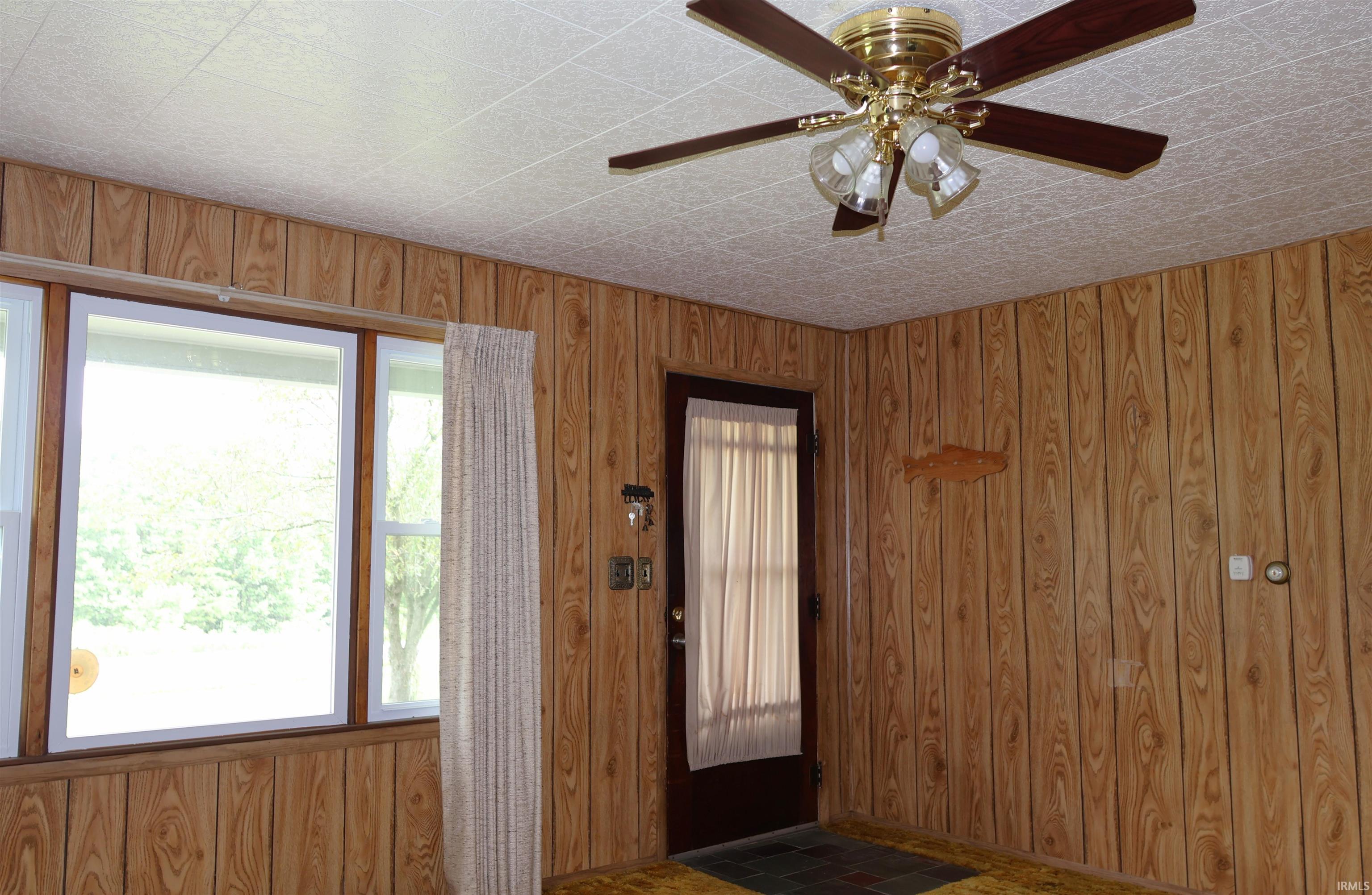 7946 Windom Road Shoals, IN 47581 - Photo 22 of 33