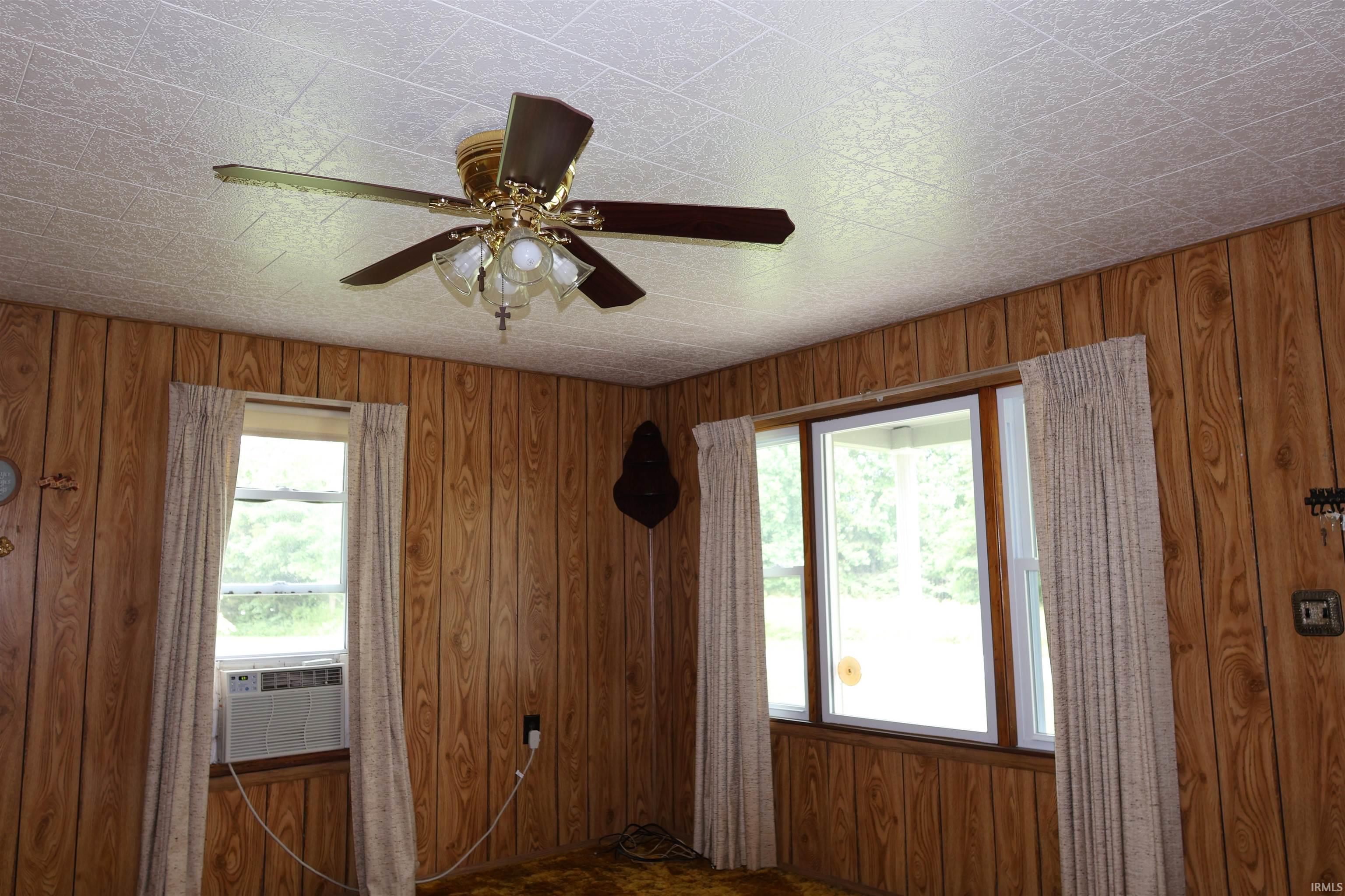 7946 Windom Road Shoals, IN 47581 - Photo 23 of 33