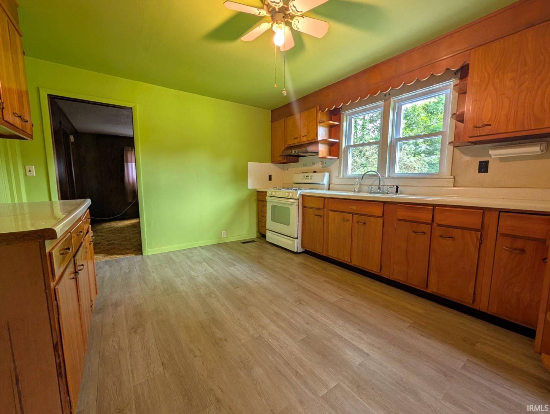 7946 Windom Road Shoals, IN 47581 - Photo 5 of 33