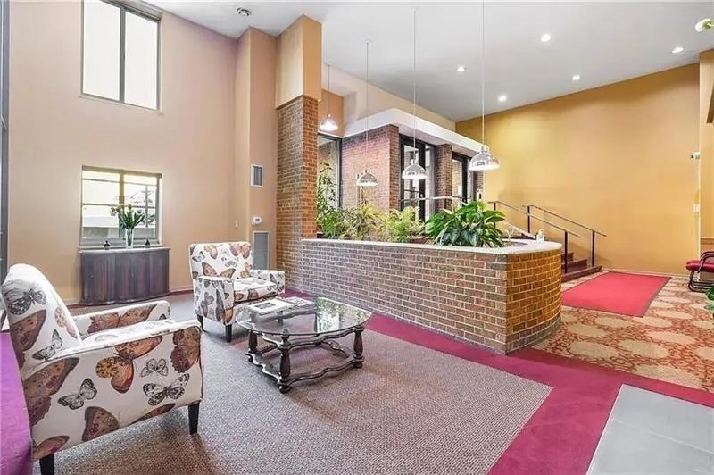 5 Bayard Road, Unit 910 Shadyside, PA 15213 - Photo 2 of 16 Gallery Image 2