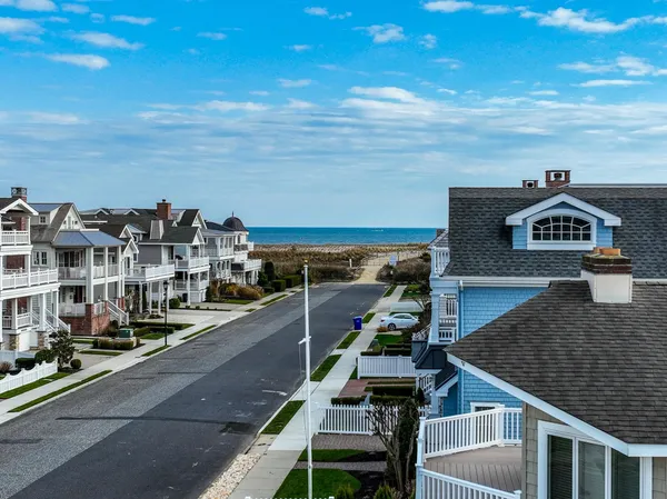 $4,199,000 | 10 East 14th Street, Avalon, NJ 08202