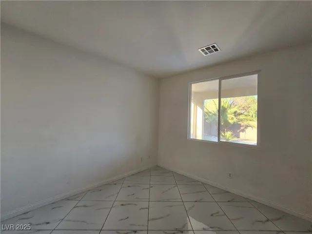 $595,000 | 7428 Timber Run Street, Las Vegas, NV 89149