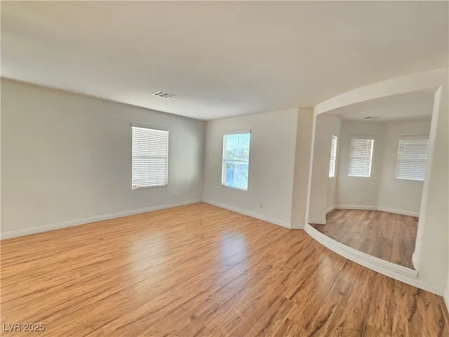 $595,000 | 7428 Timber Run Street, Las Vegas, NV 89149