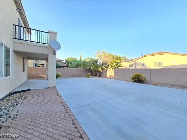 $595,000 | 7428 Timber Run Street, Las Vegas, NV 89149