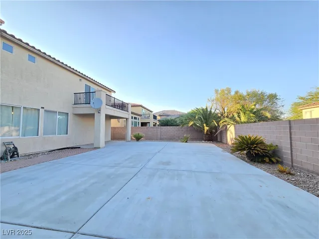 $595,000 | 7428 Timber Run Street, Las Vegas, NV 89149