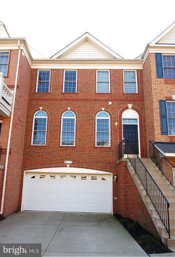 42759 Locklear Terrace South Riding, VA 20152 - Photo 16 of 18 Exterior (Front)