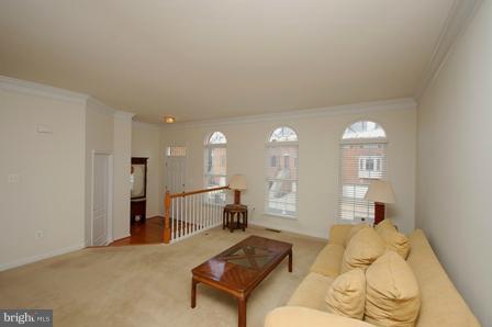 42759 Locklear Terrace South Riding, VA 20152 - Photo 10 of 18 Living Room