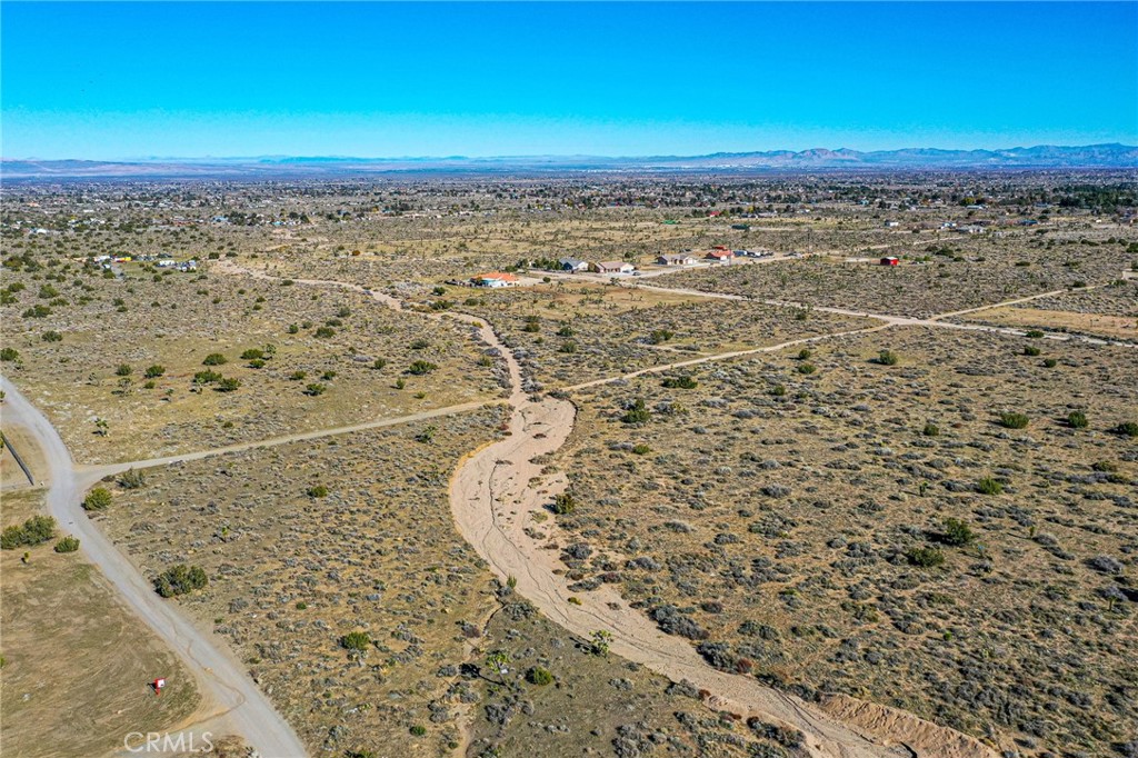 0 Mango Phelan, CA 92371 - Photo 4 of 4