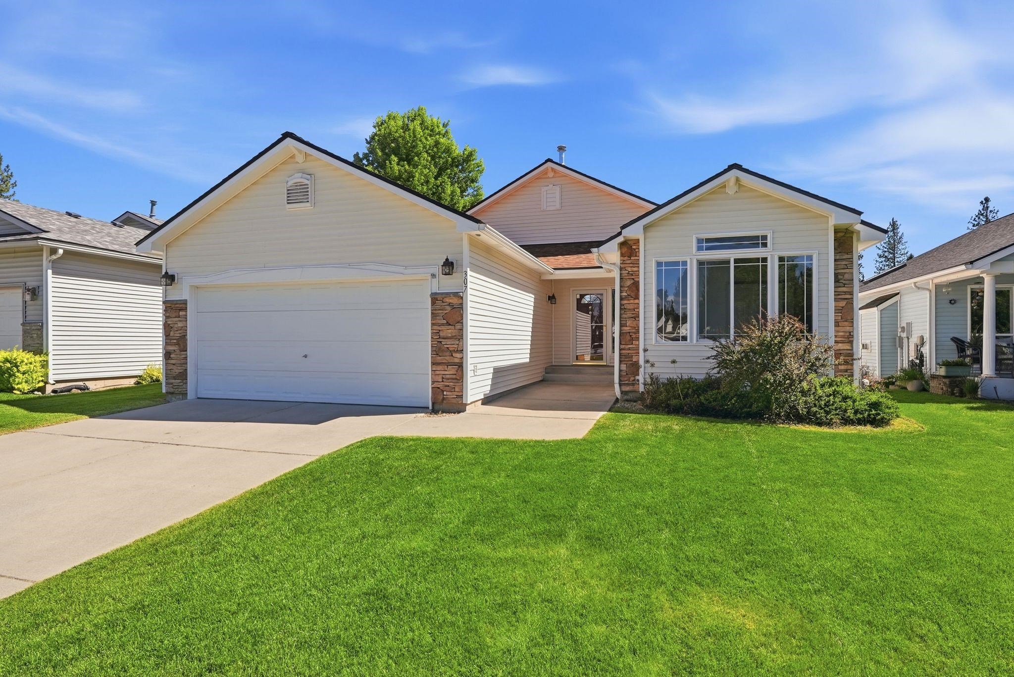 307 West Greta Lane Spokane, WA 99208 - Photo 1 of 37