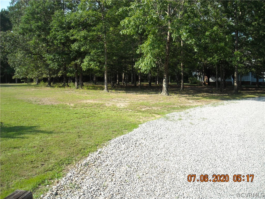 11493 East Quaker Road Disputanta, VA 23842 - Photo 6 of 31 Gallery Image 6