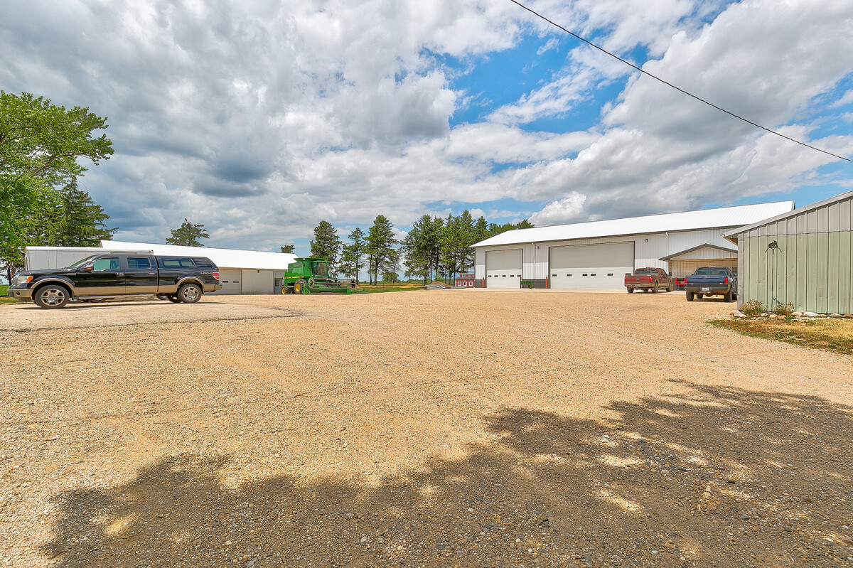 33042 State Rte 9 Tremont, IL 61568 - Photo 41 of 48