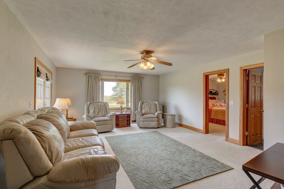 33042 State Rte 9 Tremont, IL 61568 - Photo 9 of 48