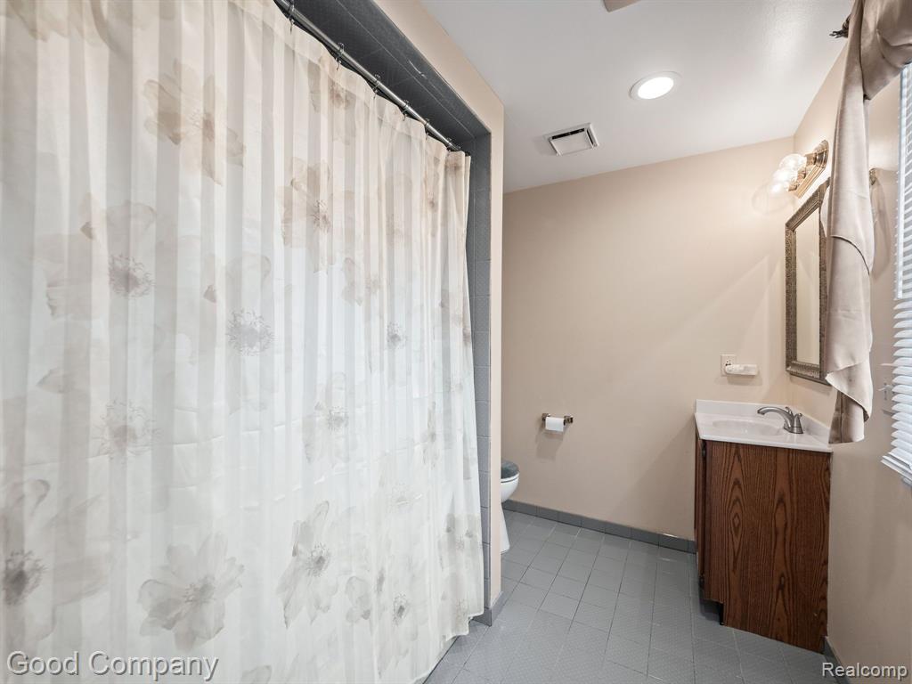 1870 Campus Court Rochester Hills, MI 48309 - Photo 24 of 34