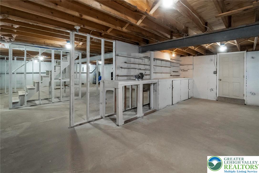 1076 Molasses Valley Road Kunkletown, PA 18058 - Photo 37 of 47 Gallery Image 37