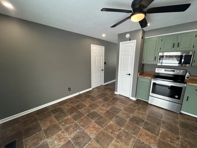 $1,700 | 3423 Minor Drive, Clarksville, TN 37042