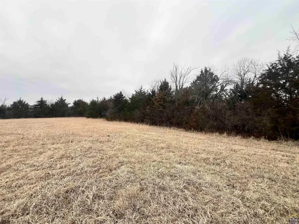 $125,000 | 10240 U4 Road, Hoyt, KS 66440