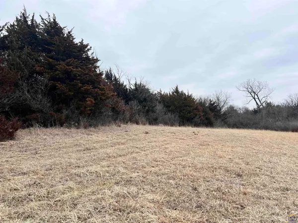 $125,000 | 10240 U4 Road, Hoyt, KS 66440