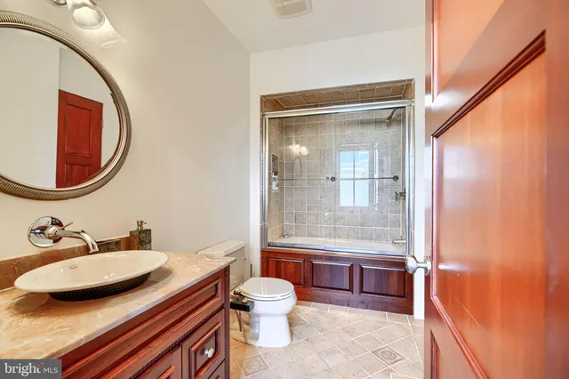 $3,850 | 1301 Hull Street, Baltimore, MD 21230