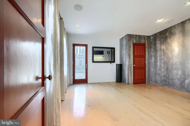 $3,850 | 1301 Hull Street, Baltimore, MD 21230