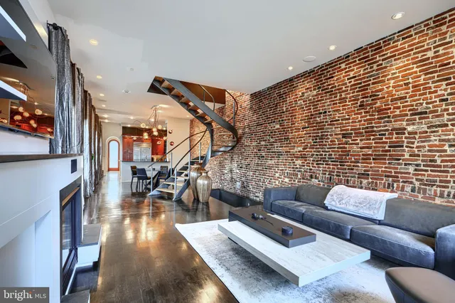 $3,850 | 1301 Hull Street, Baltimore, MD 21230