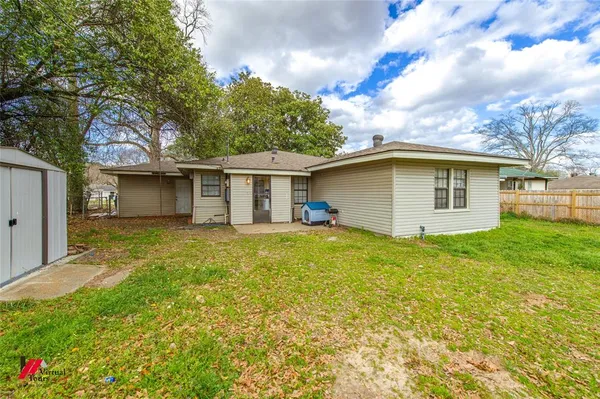 $165,000 | 214 Ellis Drive, Minden, LA 71055