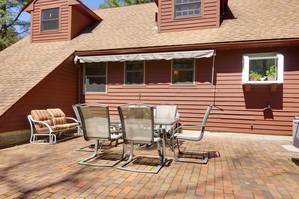 92 Dunster Road Holliston, MA 01746 - Photo 16 of 24 Gallery Image 16