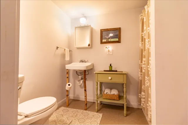 $1,250,000 | 614-618 Gouldsboro Point Road, Gouldsboro, ME 04607