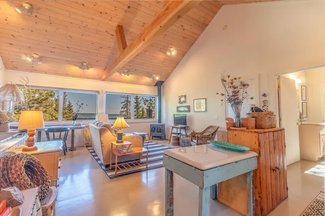 $1,250,000 | 614-618 Gouldsboro Point Road, Gouldsboro, ME 04607