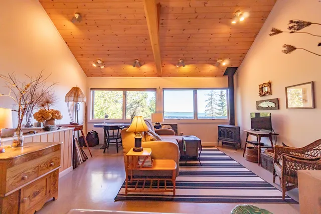 $1,250,000 | 614-618 Gouldsboro Point Road, Gouldsboro, ME 04607