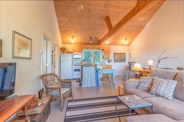 $1,250,000 | 614-618 Gouldsboro Point Road, Gouldsboro, ME 04607