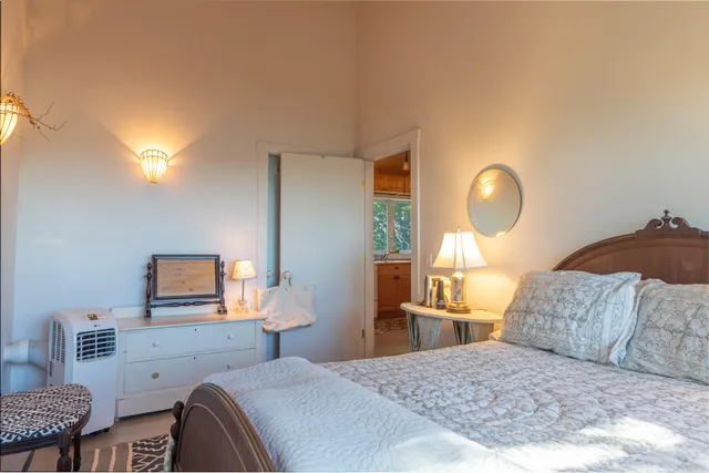 $1,250,000 | 614-618 Gouldsboro Point Road, Gouldsboro, ME 04607