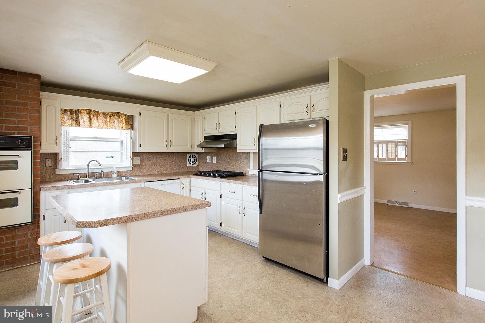 1732 Sammar Road Lancaster, PA 17601 - Photo 6 of 45