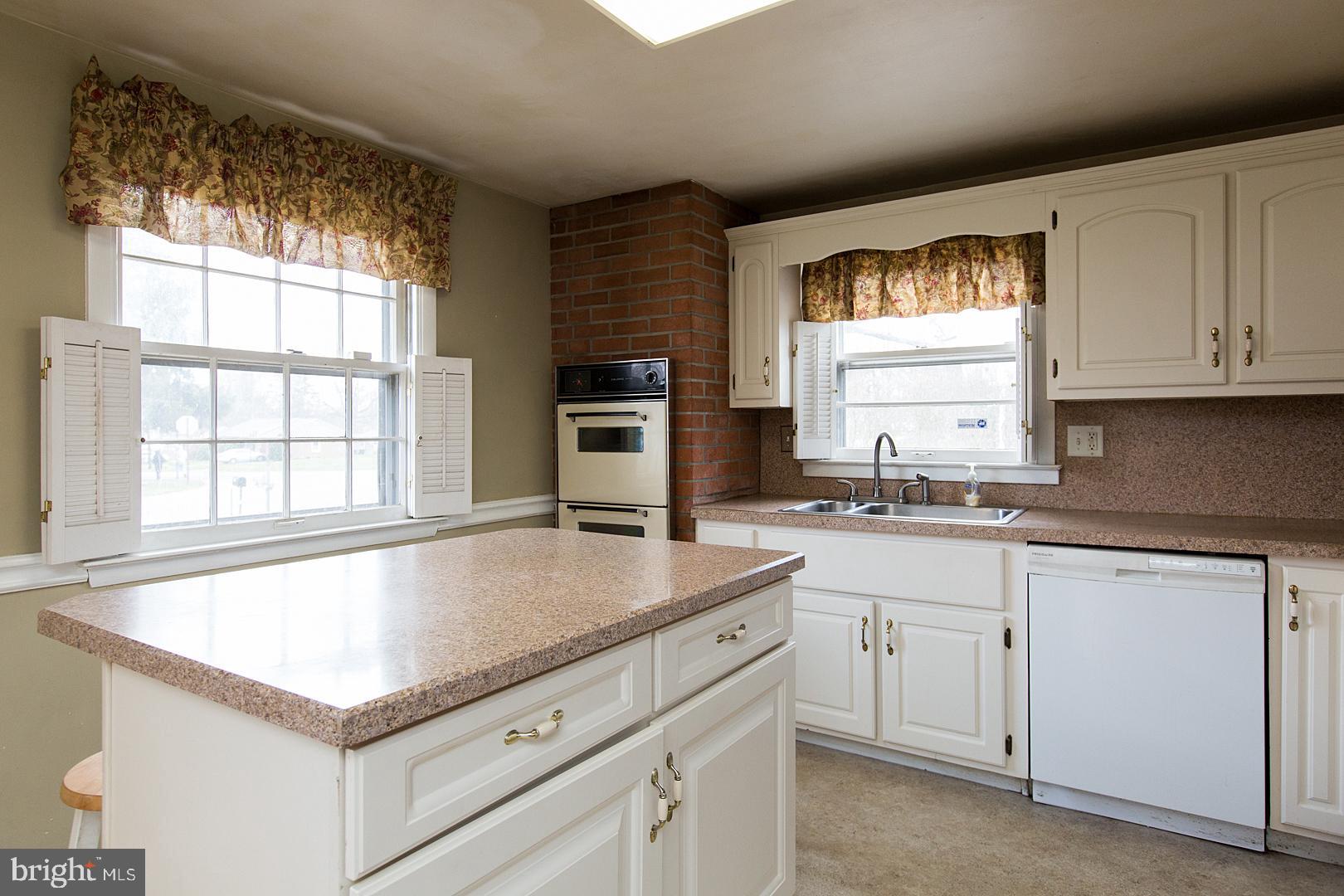 1732 Sammar Road Lancaster, PA 17601 - Photo 8 of 45