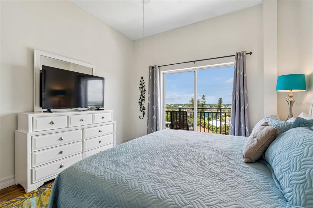 13235 Gulf Boulevard, Unit 603 St. Petersburg, FL 33708 - Photo 26 of 57