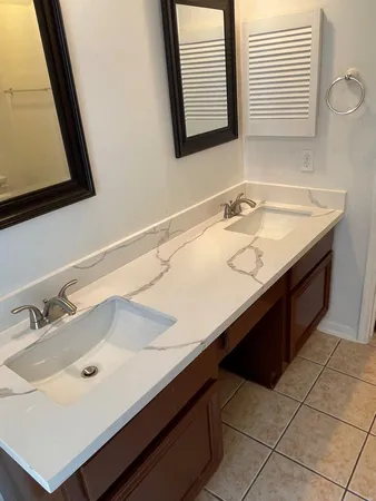 $249,000 | 12810 Ashford Knoll Drive, Houston, TX 77082