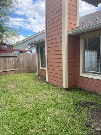 $249,000 | 12810 Ashford Knoll Drive, Houston, TX 77082