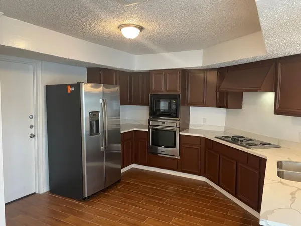 $249,000 | 12810 Ashford Knoll Drive, Houston, TX 77082