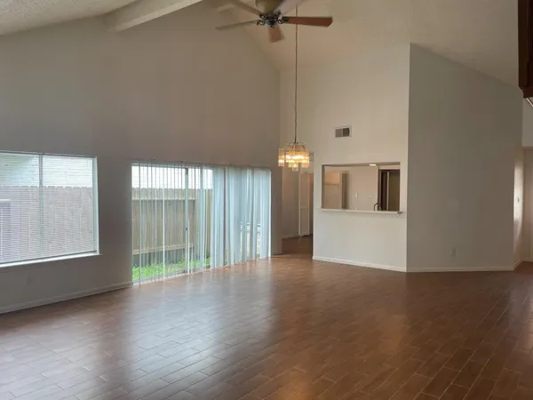 $249,000 | 12810 Ashford Knoll Drive, Houston, TX 77082