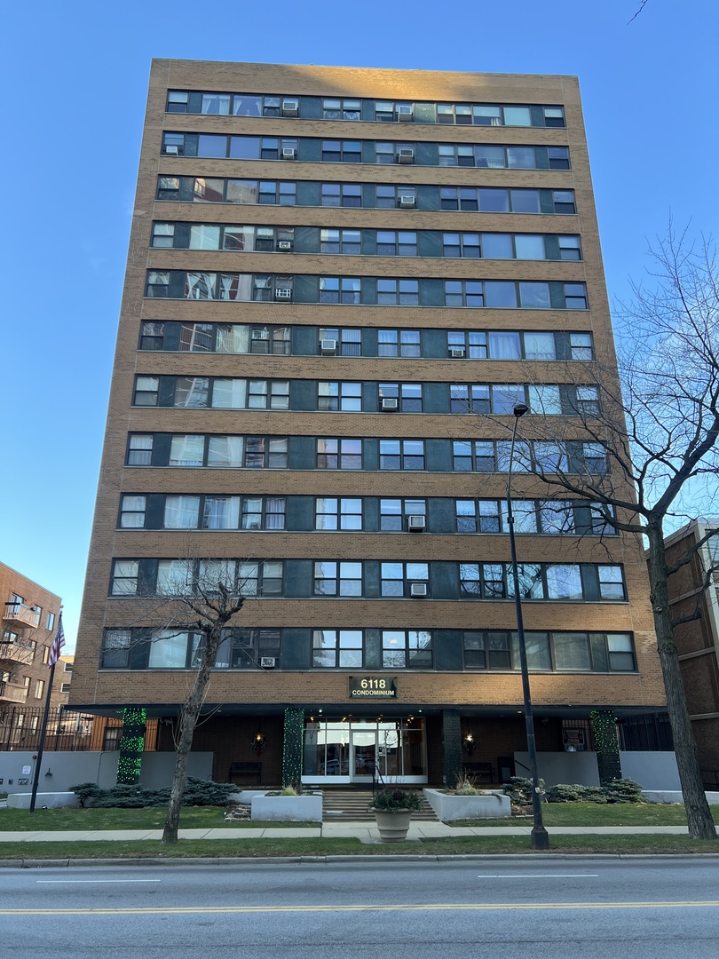 6118 North Sheridan Road, Unit 607 Chicago, IL 60660 - Photo 1 of 13 Gallery Image 1