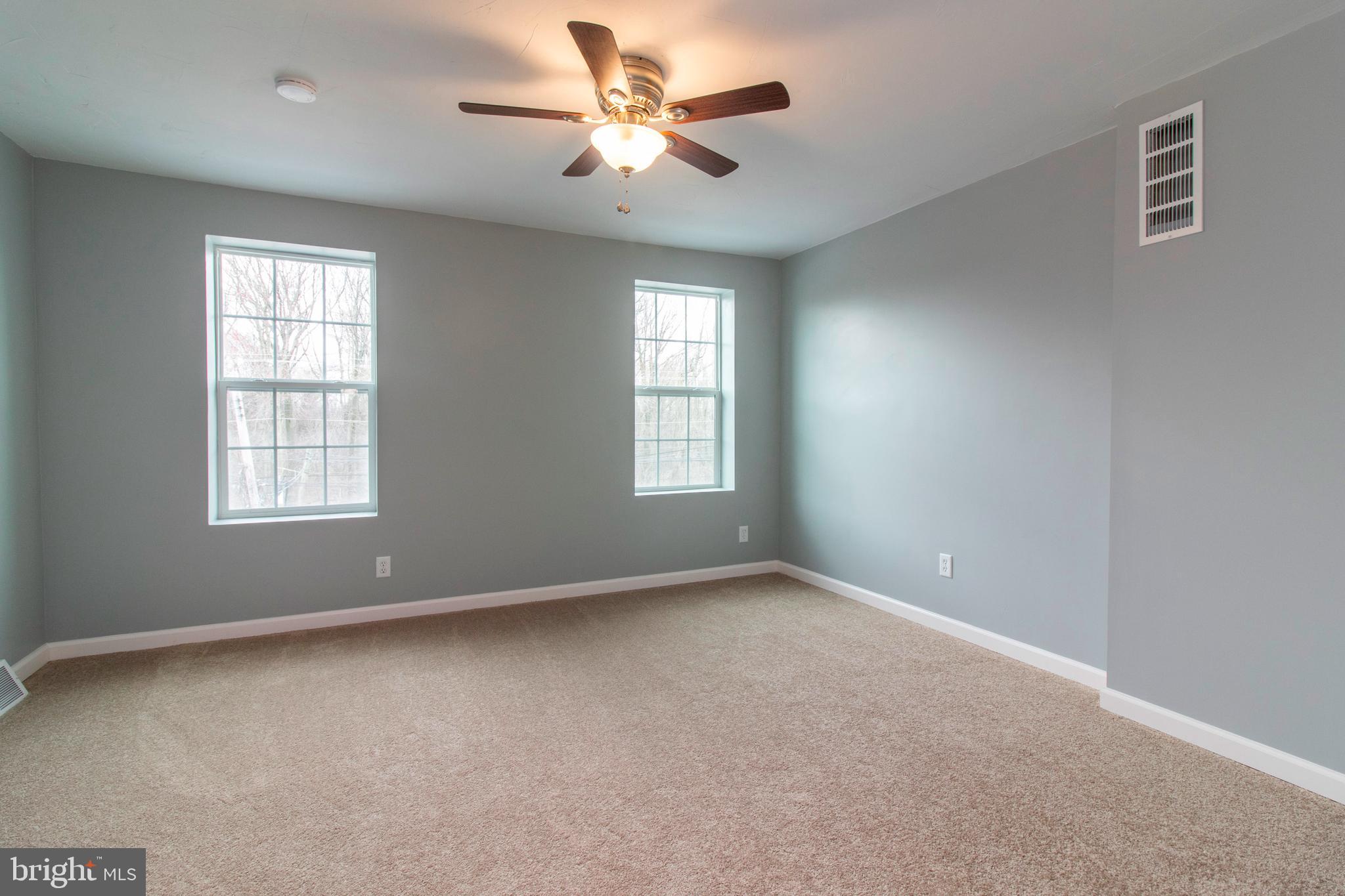 4348 Ridge Road Marcus Hook, PA 19061 - Photo 14 of 25 Gallery Image 14