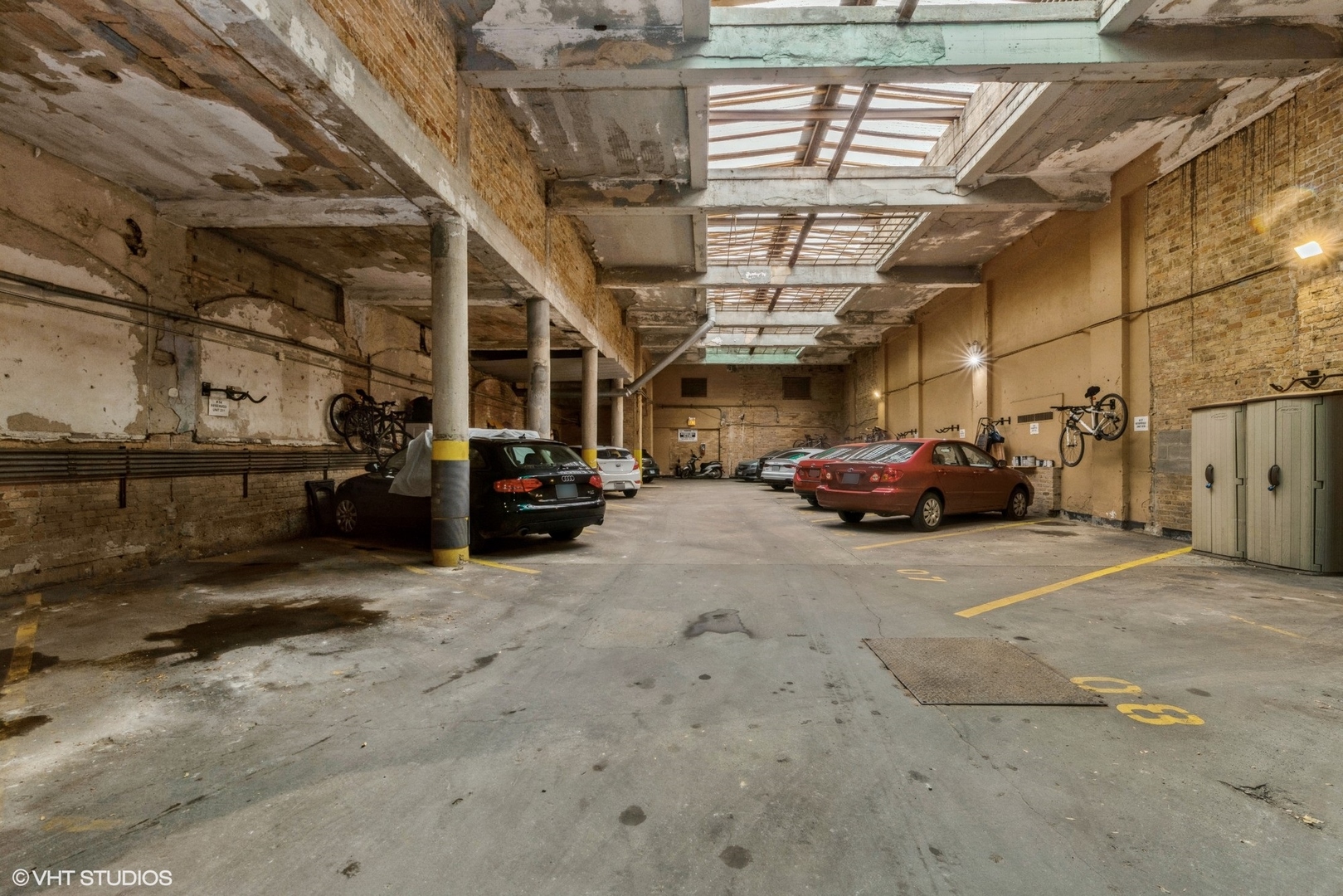 4144 North Sheridan Road, Unit 310 Chicago, IL 60613 - Photo 17 of 21 Gallery Image 17