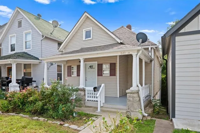 $159,000 | 641 Sandusky Avenue, Kansas City, KS 66101