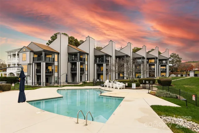 $2,000 | 18861 Vineyard Point Lane, Cornelius, NC 28031