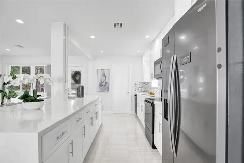 $799,000 | 2129 Northeast 62nd Street, Fort Lauderdale, FL 33308