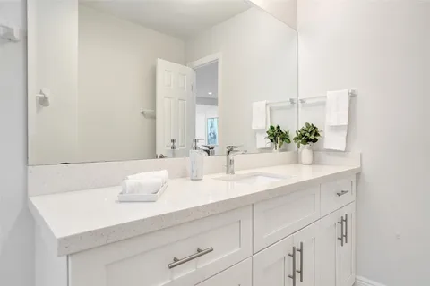 $799,000 | 2129 Northeast 62nd Street, Fort Lauderdale, FL 33308