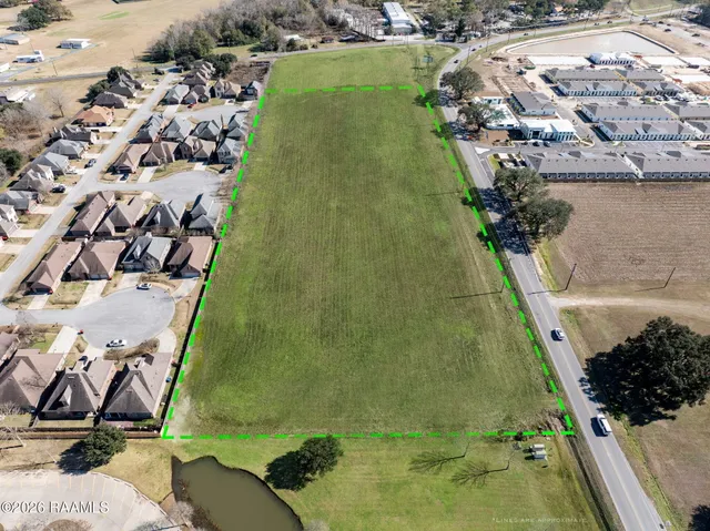 $5,077,563 | 1200-blk East Broussard Road, Lafayette, LA 70508
