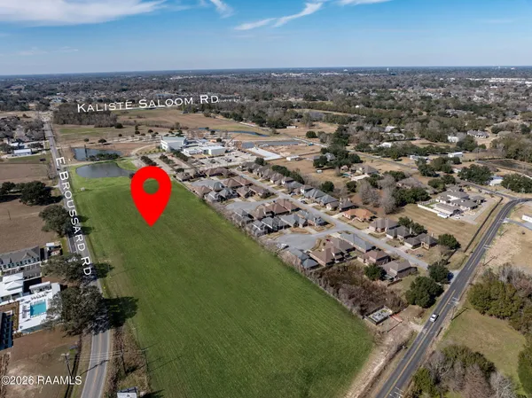 $5,077,563 | 1200-blk East Broussard Road, Lafayette, LA 70508