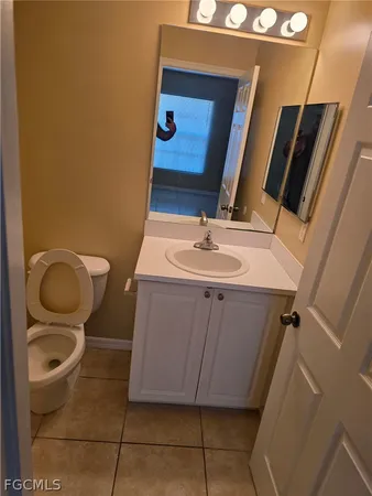 $1,300 | 2633 Sunniland Boulevard, Lehigh Acres, FL 33971
